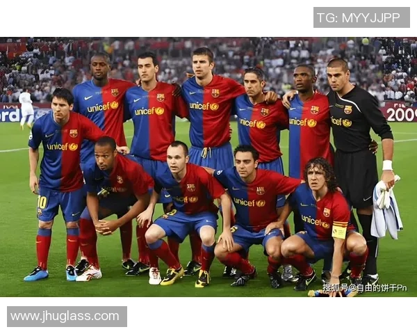 全球足球巅峰之战揭秘世界地表最强足球明星的传奇与荣耀 全球足球巅峰之战揭秘世界地表最强足球明星的传奇与荣耀