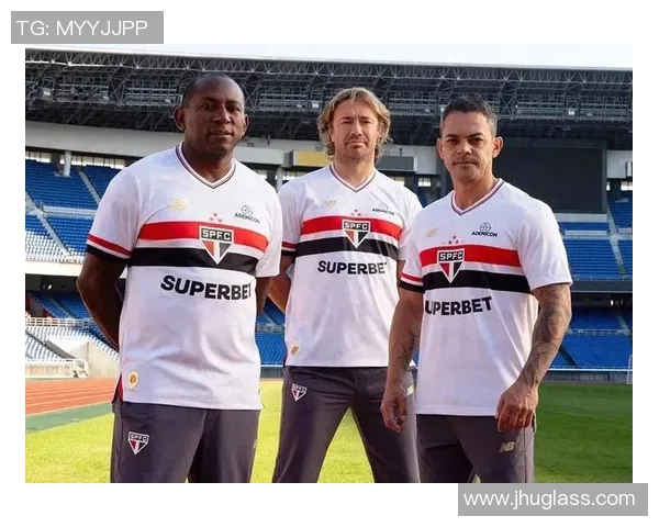 泰国足球明星球衣的魅力与文化传承探讨