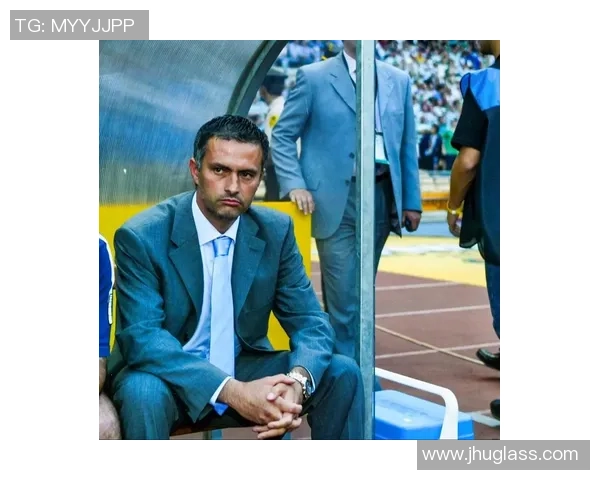 足球很瘦但却能带给我们无尽的激情与快乐，成为生活中不可或缺的一部分